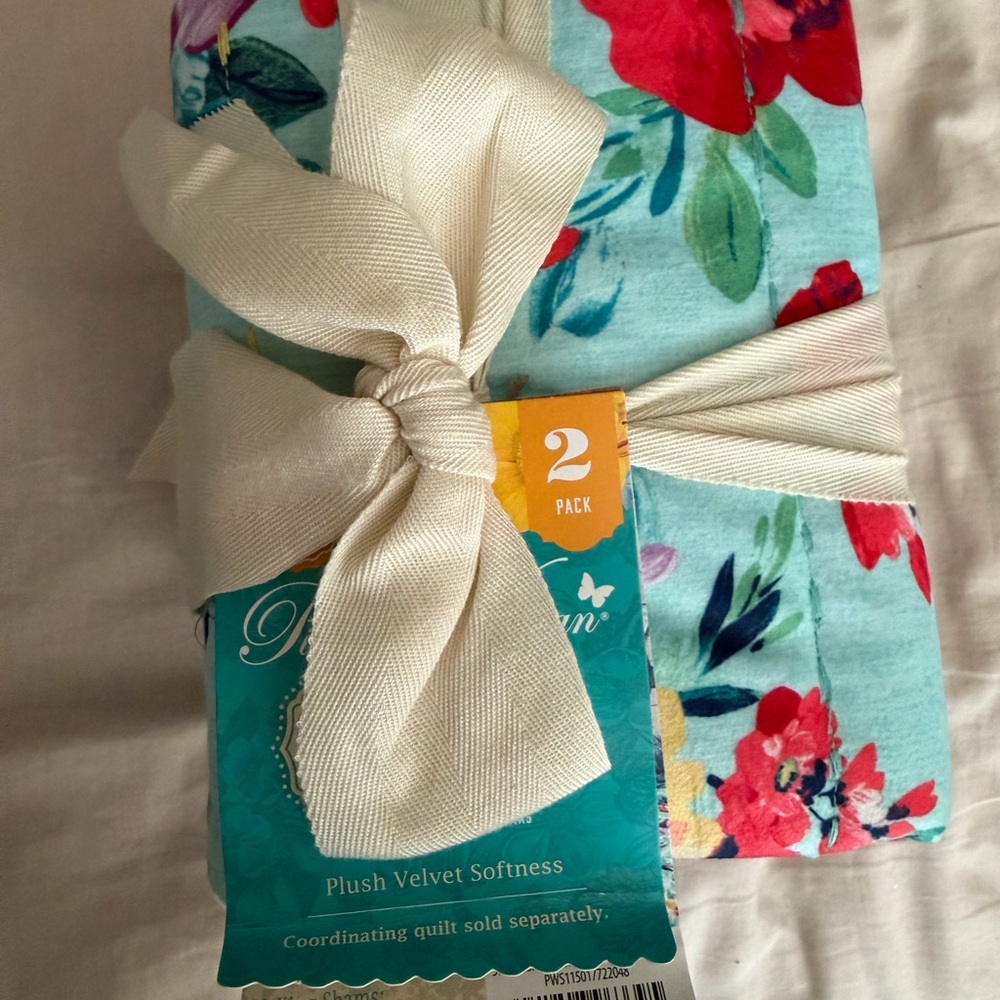 The Pioneer Woman Sweet Romance Blossoms Sham Set KING